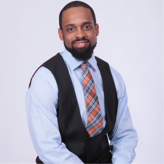 Kasin Hamilton, Payment Facilitator at Emma Creatives